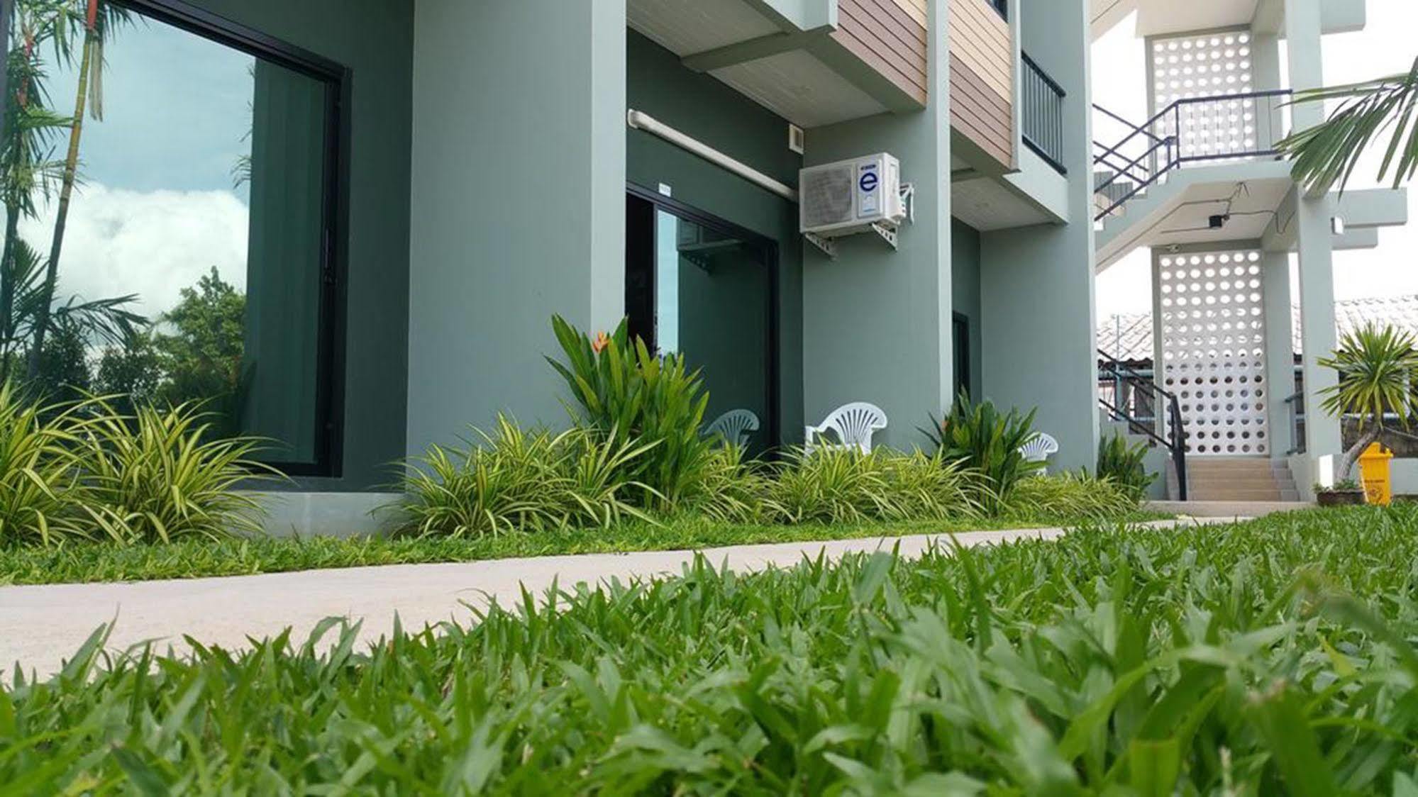 Phuket Airport Place Nai Yang Exterior photo
